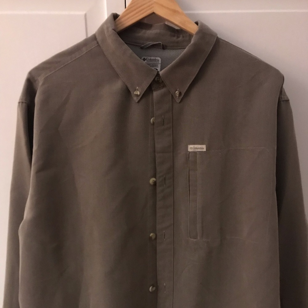 Columbia Men’s button up